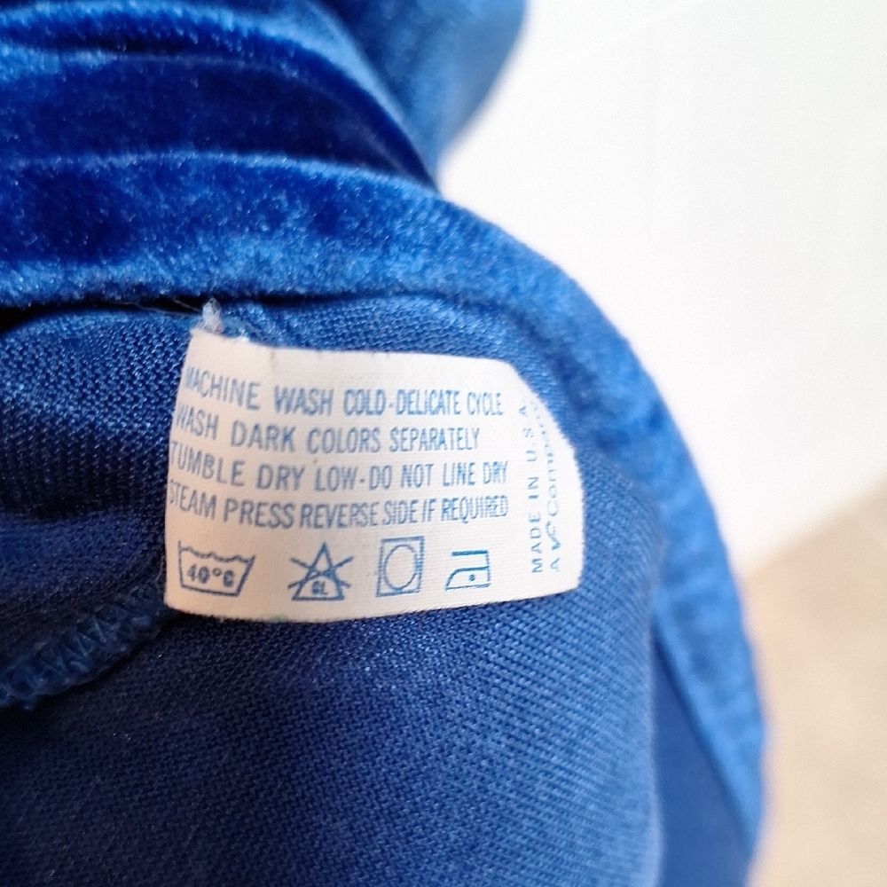 Vanity Fair Blue Button Front Robe - Picture 8 of 8